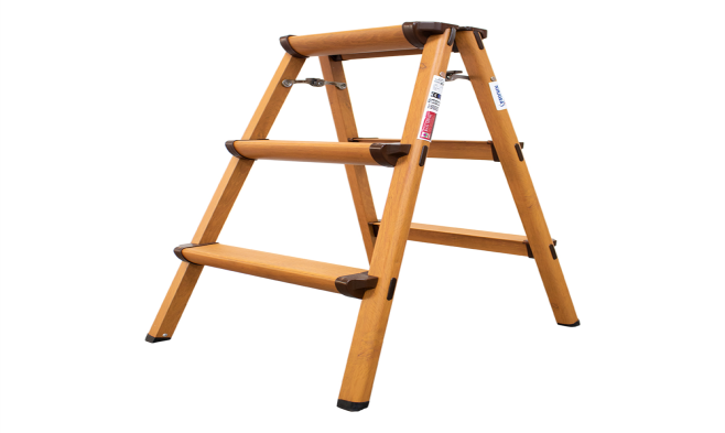 thang NKD vân gỗ sang trọng